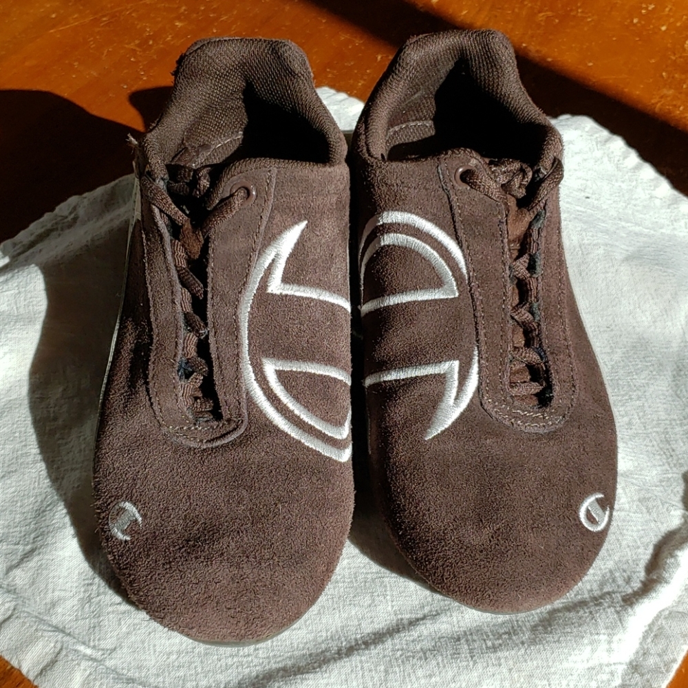 Champion Genuine Suede Stylish Sneakers, Size 6½